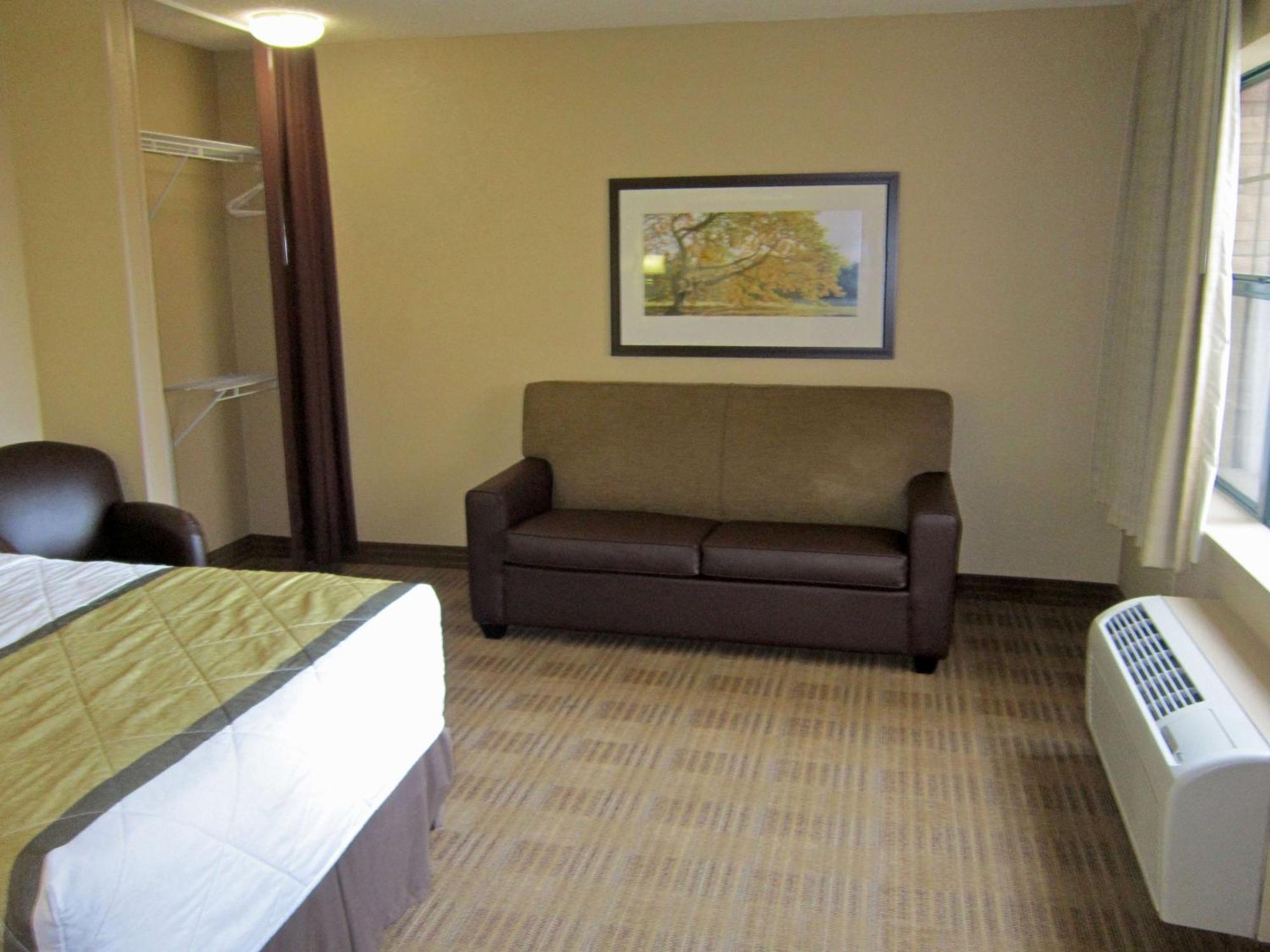 Extended Stay America Suites - Raleigh - Midtown Екстериор снимка