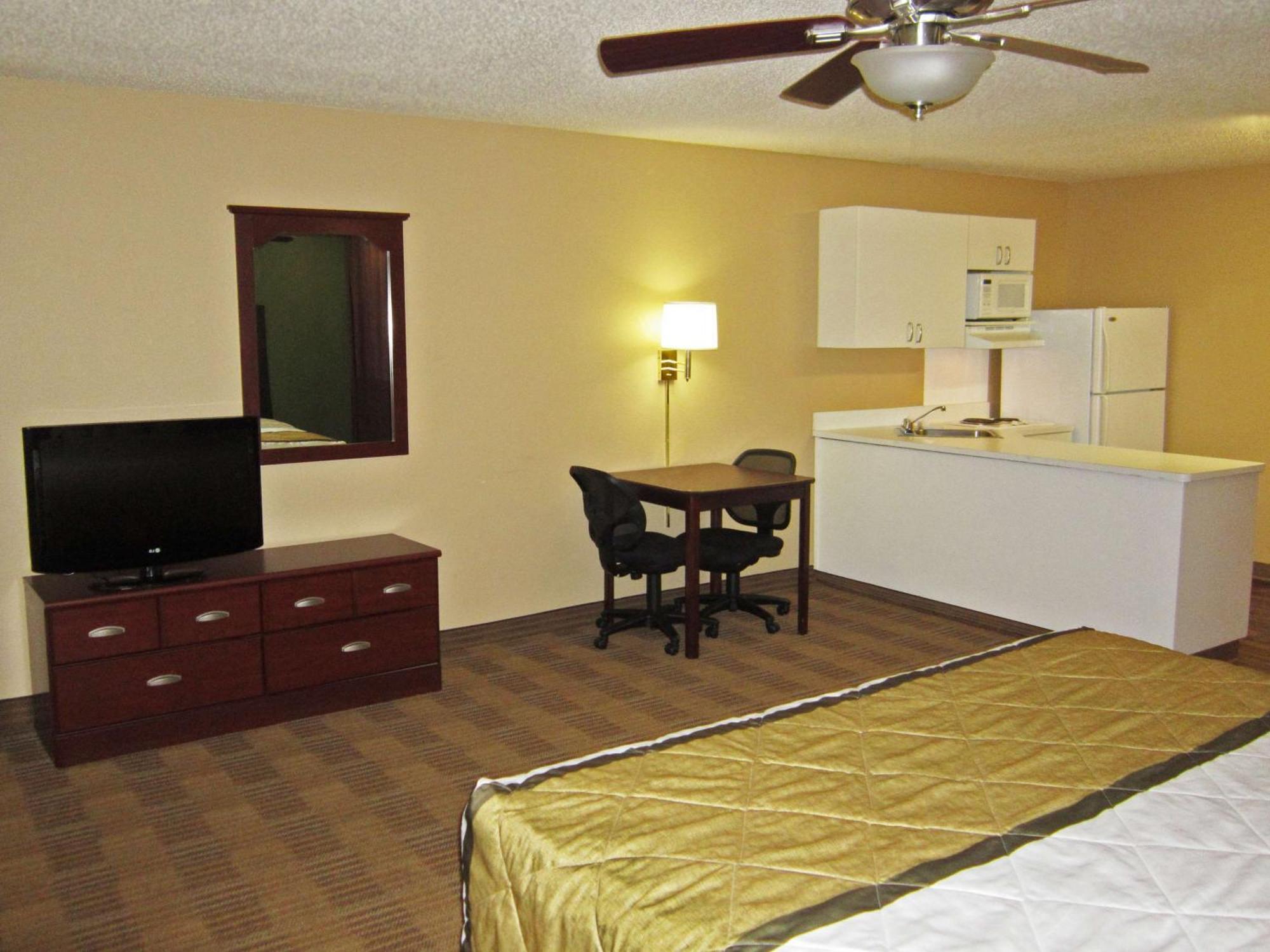 Extended Stay America Suites - Raleigh - Midtown Екстериор снимка