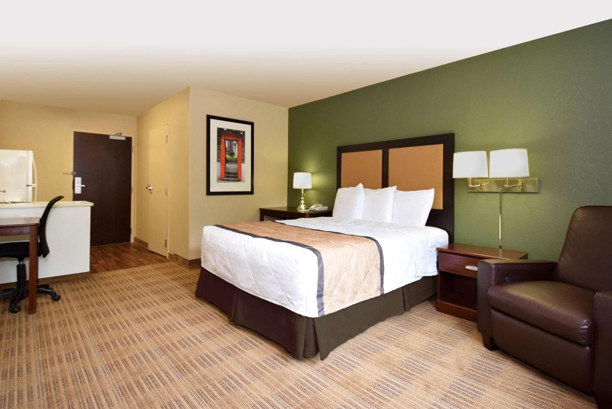Extended Stay America Suites - Raleigh - Midtown Екстериор снимка