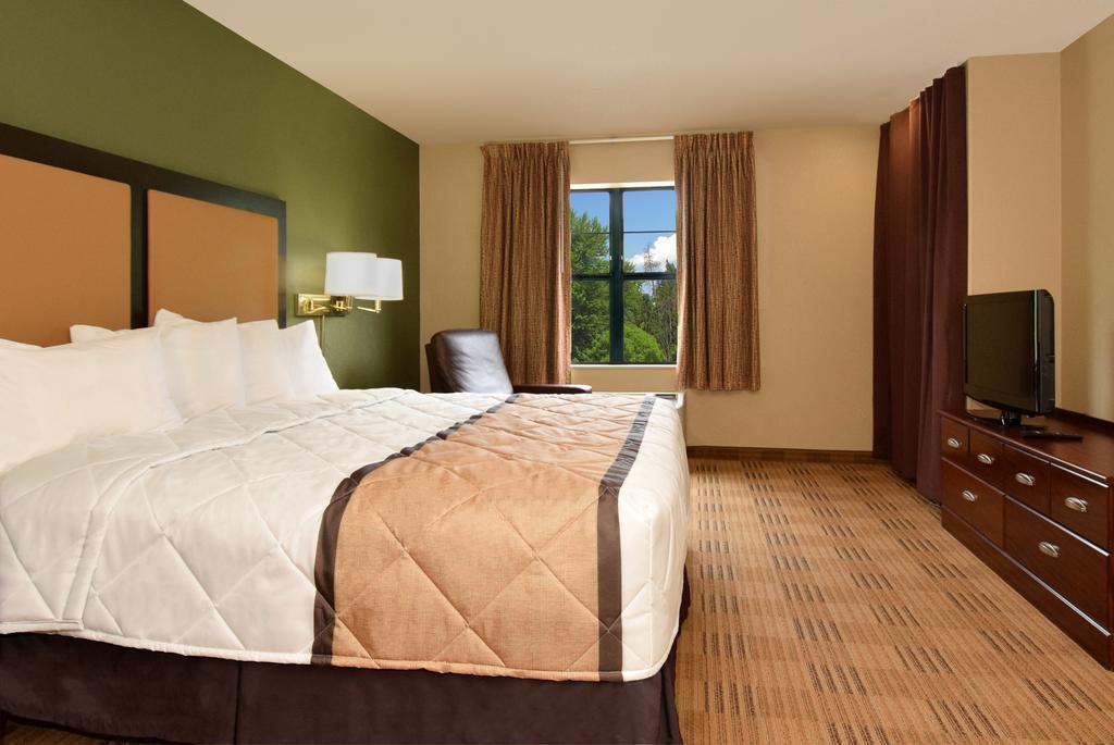 Extended Stay America Suites - Raleigh - Midtown Екстериор снимка
